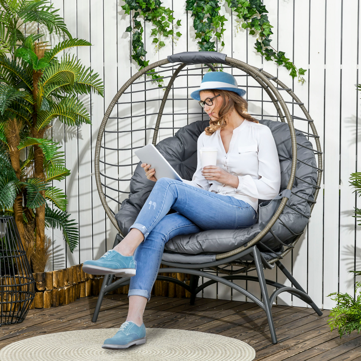 Outsunny Rattan Egg Chair with Cushion & Folding Bottle Holder Basket Bag - Image 2