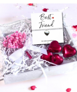 Best Friend Mini Gift Hamper with Silver Heart Bracelet | Letter Box Gift For Her | Unique Gifts For Her Birthday, Thank you or Christmas UK
